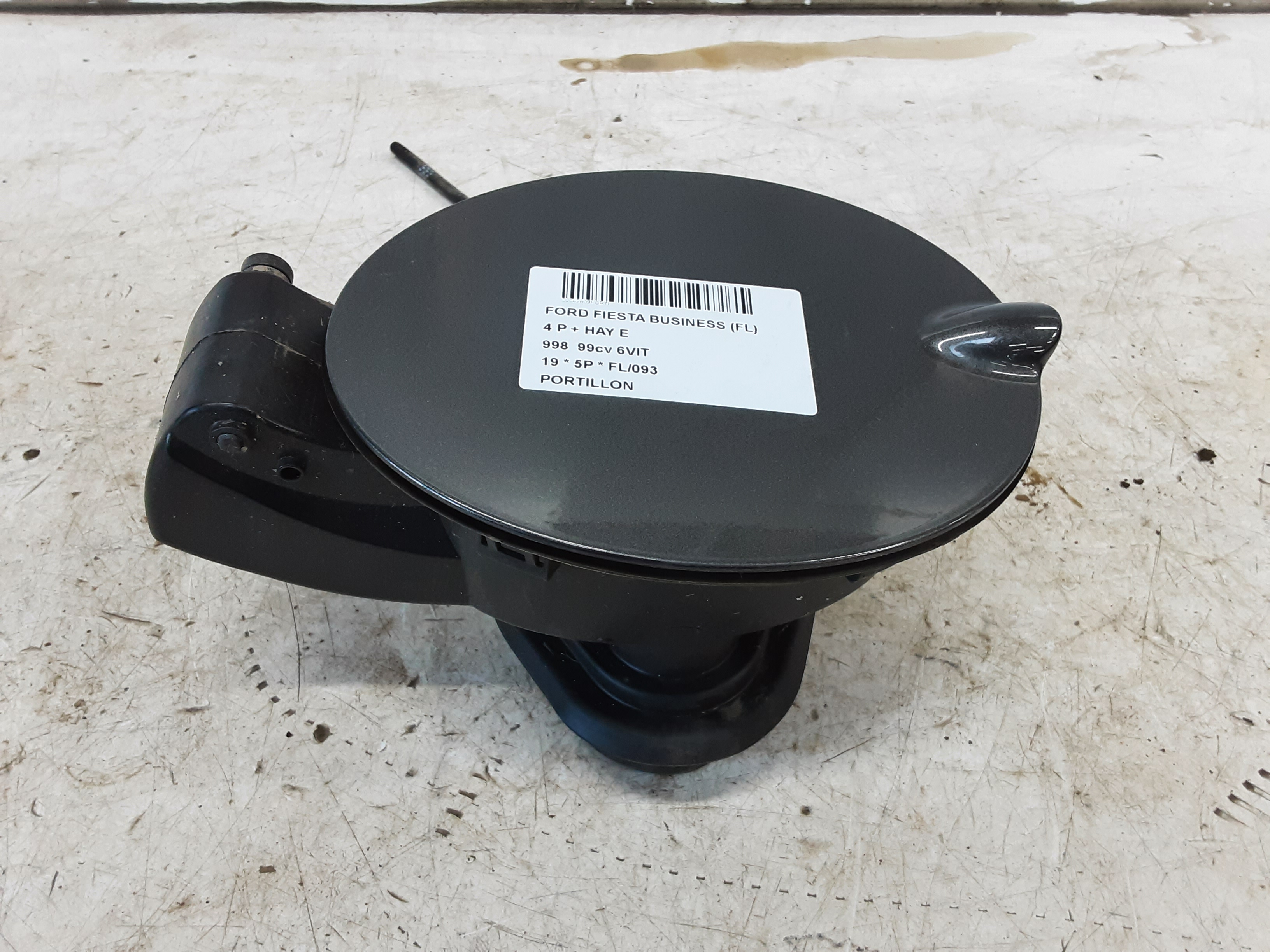 TANK KLEP Ford FIESTA 5/17+