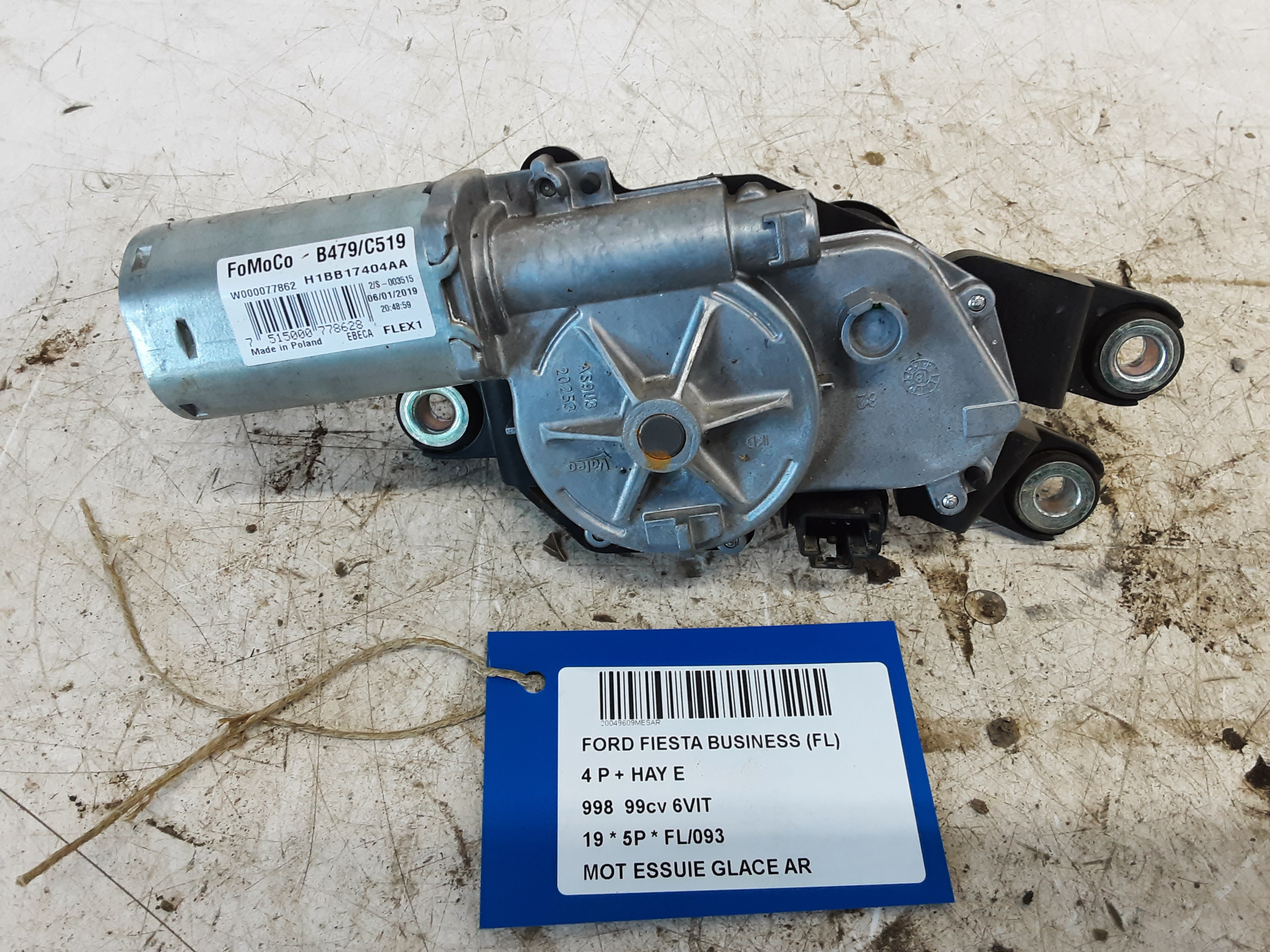 MOTEUR D&#039;ESSUIE-GLACE ARRIERE Ford FIESTA 5/17+