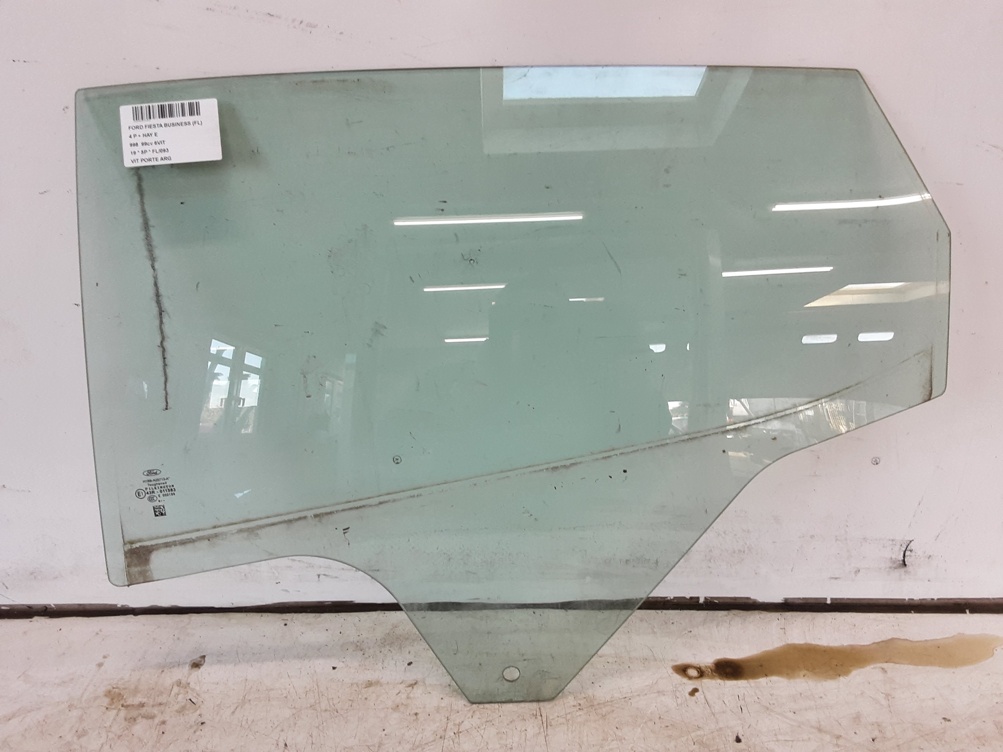 RUIT ACHTER LINKS Ford FIESTA 5/17+