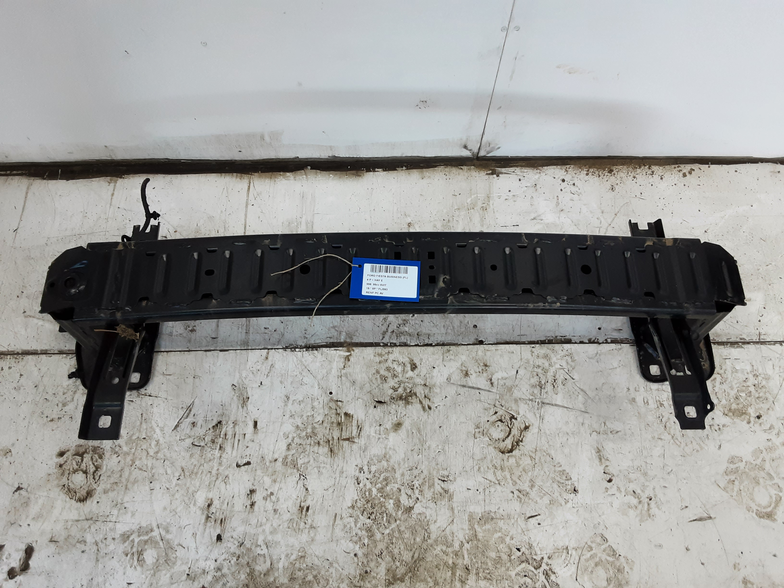 BUMPERBALK VOOR Ford FIESTA 5/17+