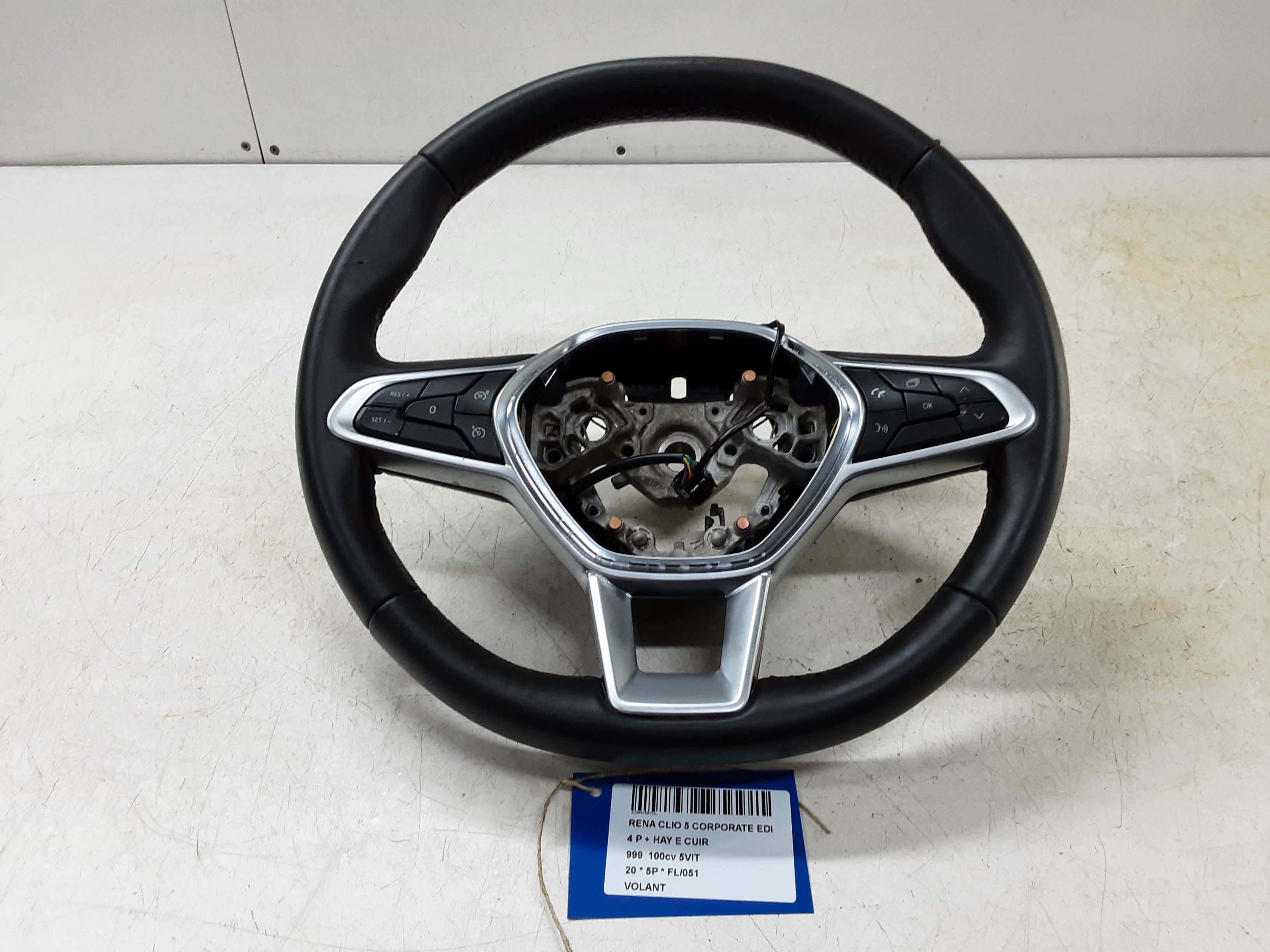 VOLANT Renault CLIO V 06/19+