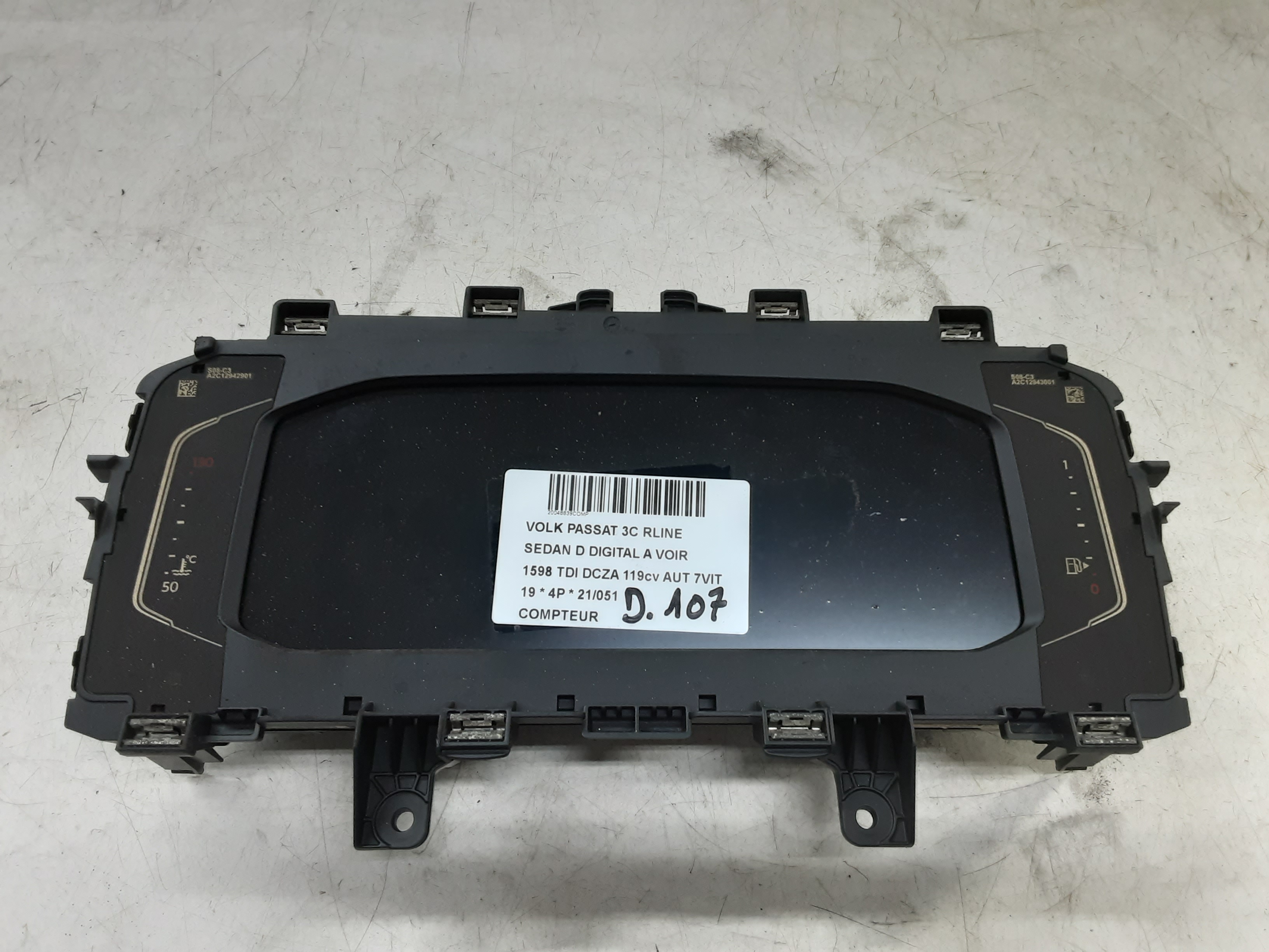 KM TELLER Vw PASSAT 11/14 - 19