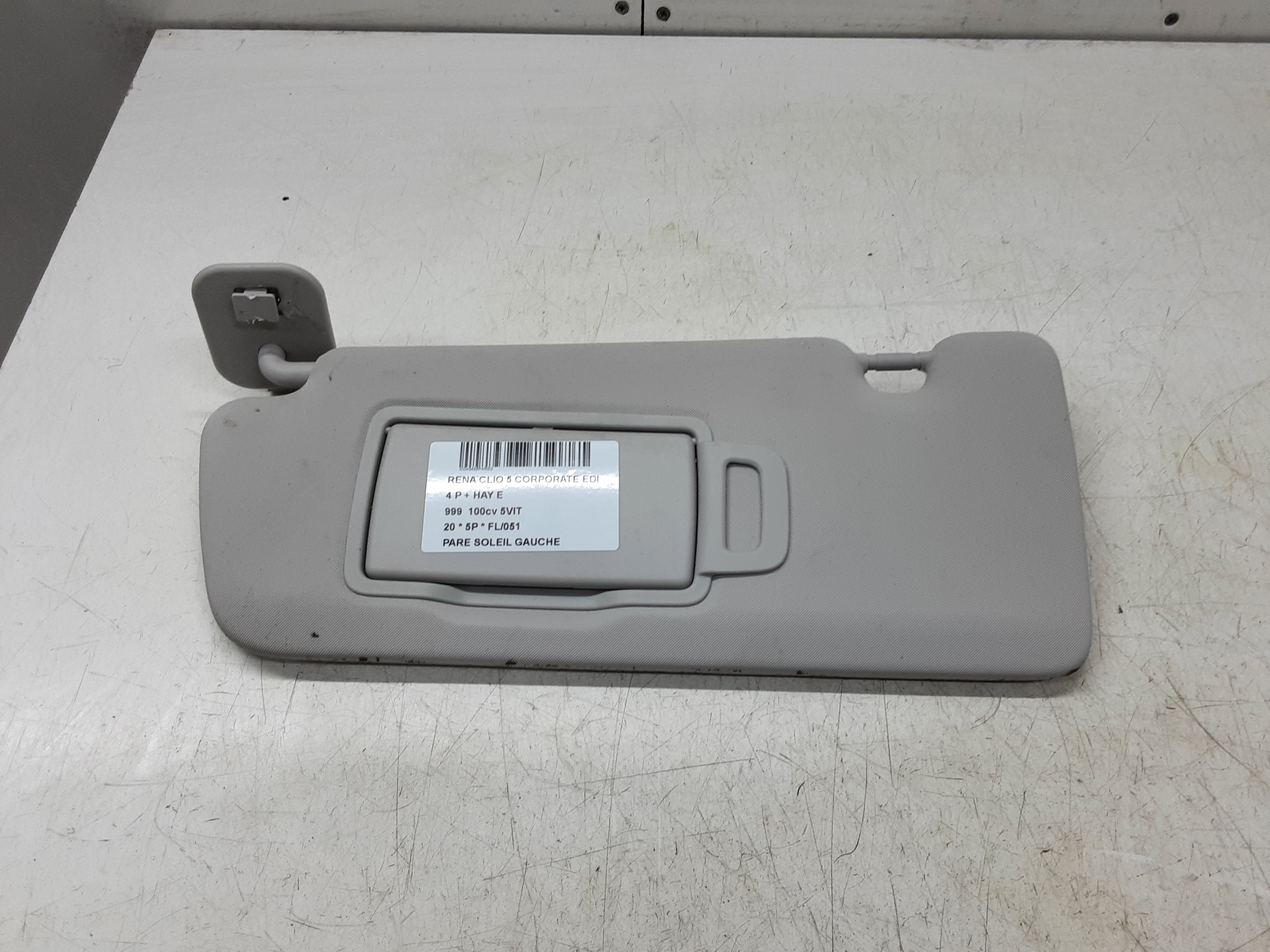 ZONNEKLEP LINKS Renault CLIO V 06/19+