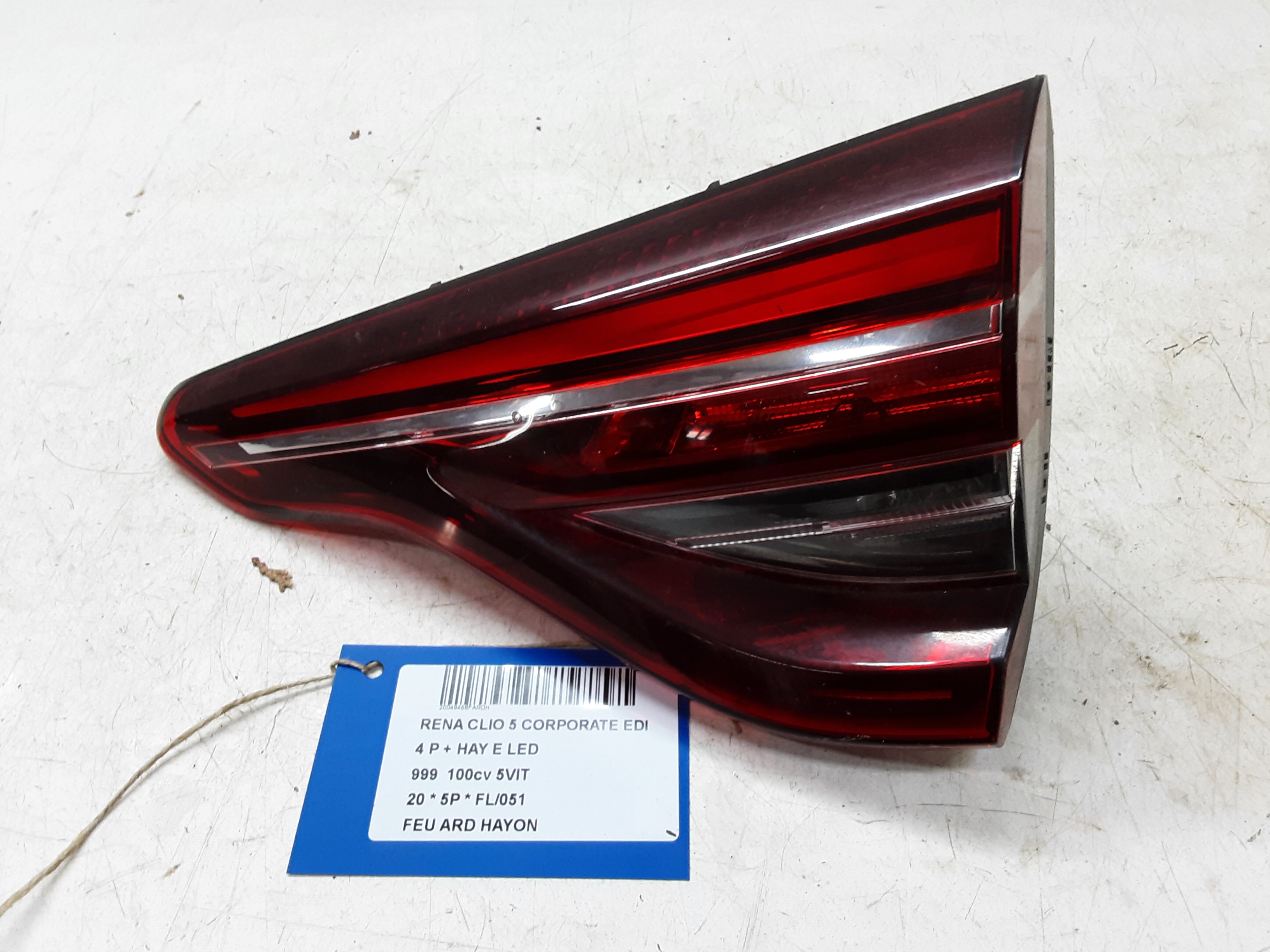 FEU ARRIERE DROIT DE HAYON Renault CLIO V 06/19+