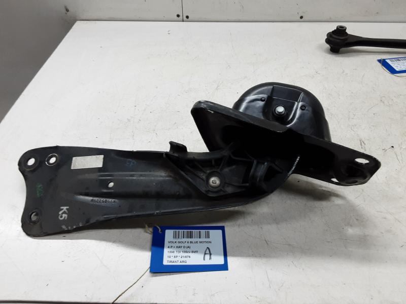 DRAAGARM ACHTER LINKS Vw GOLF VI 11/08 - 13