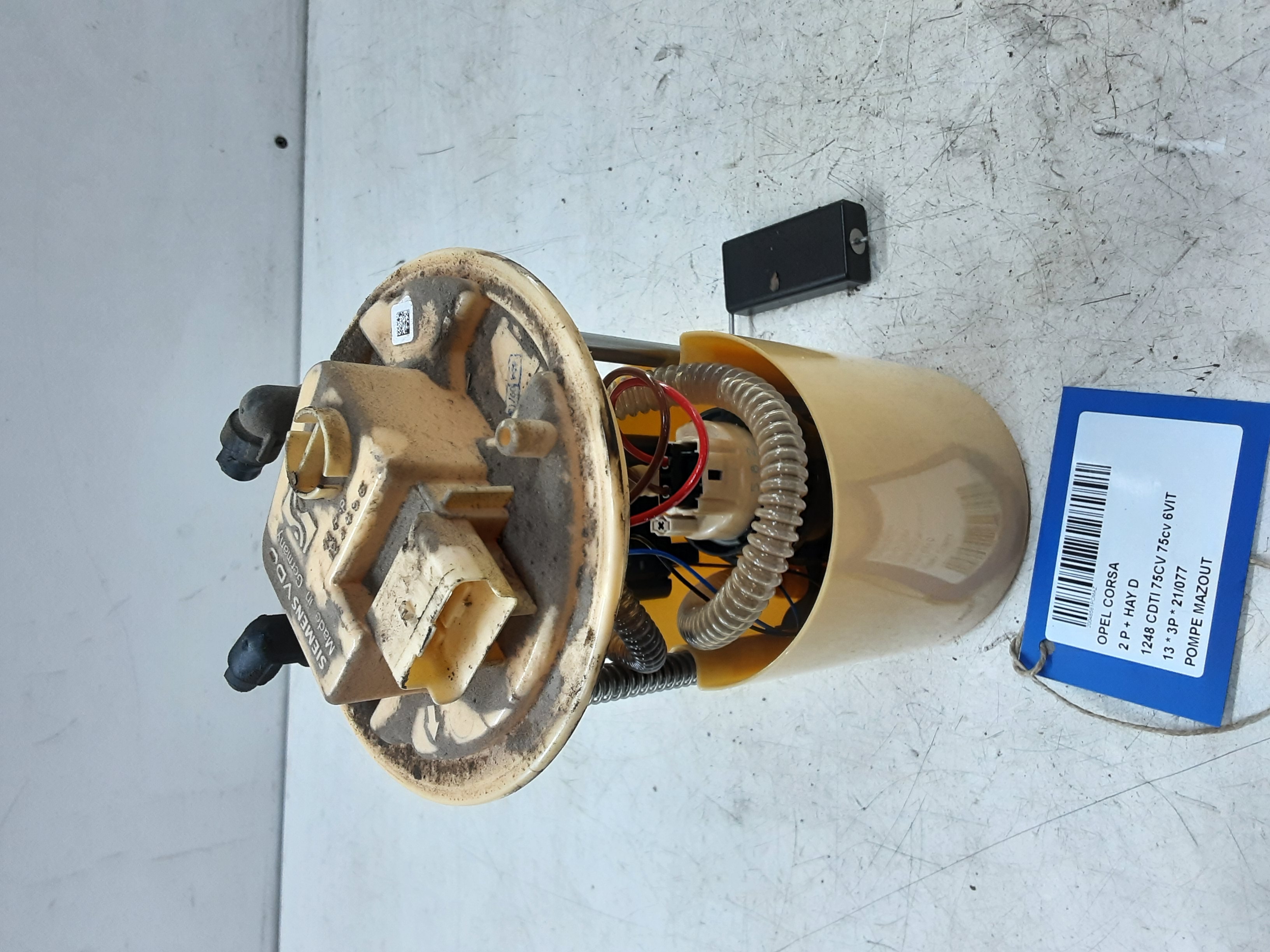 DIESEL POMP Opel CORSA D 01/11 - 15
