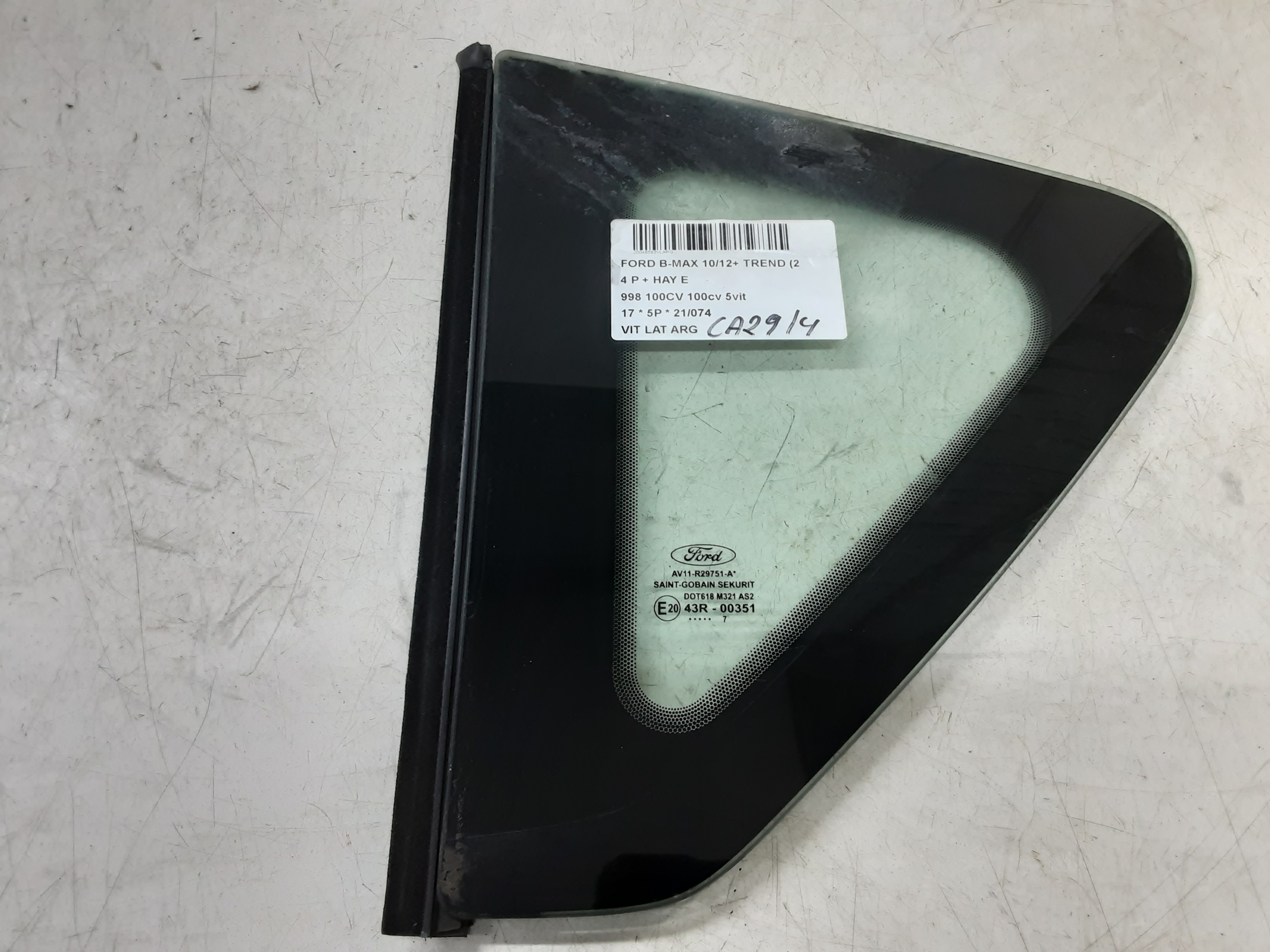 ZIJRUIT ACHTER LINKS Ford B-MAX 10/12+