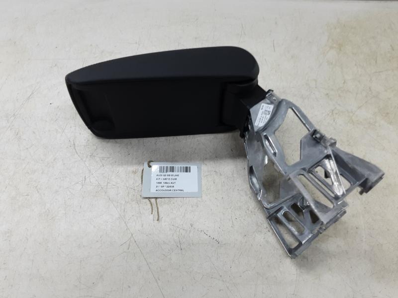 ARMLEHNE Audi Q3 11/18+