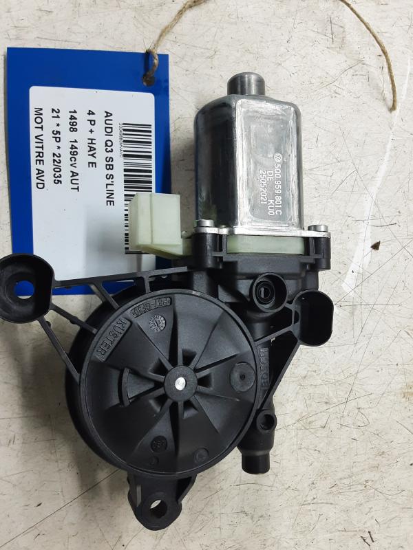 MOTOR RUITMECHANISME VOOR RECHTS Audi Q3 11/18+