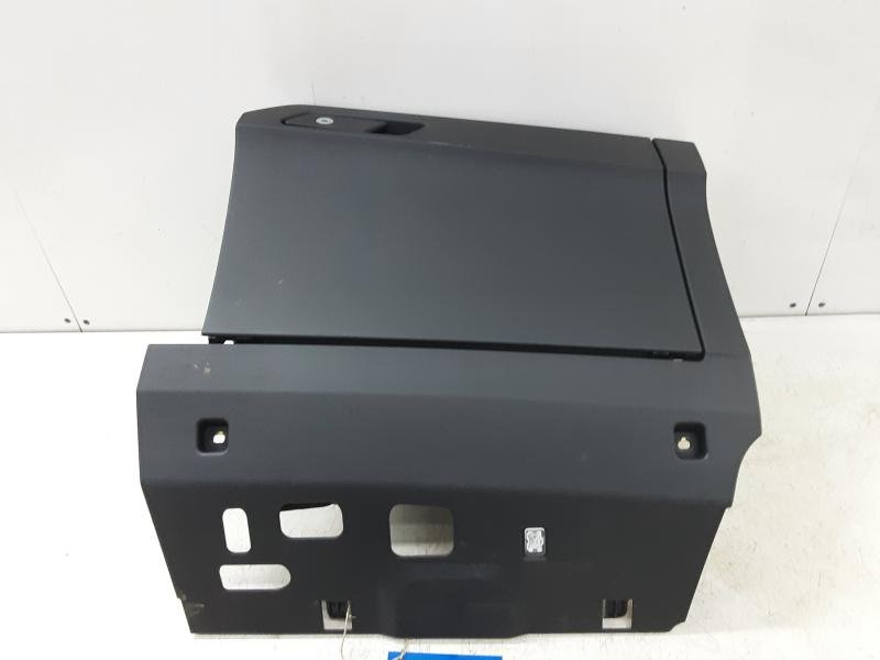 HANDSCHUHFACH Audi Q3 11/18+