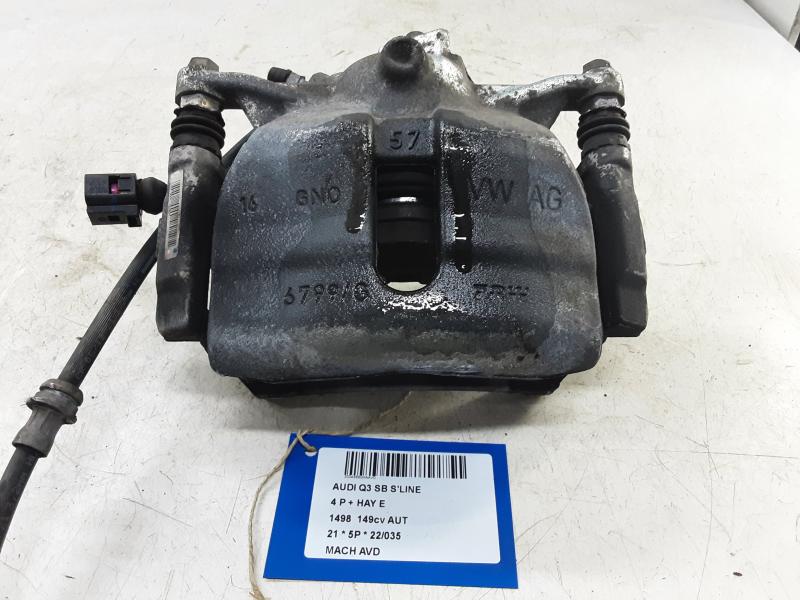 REMKLAUW VOOR RECHTS Audi Q3 11/18+