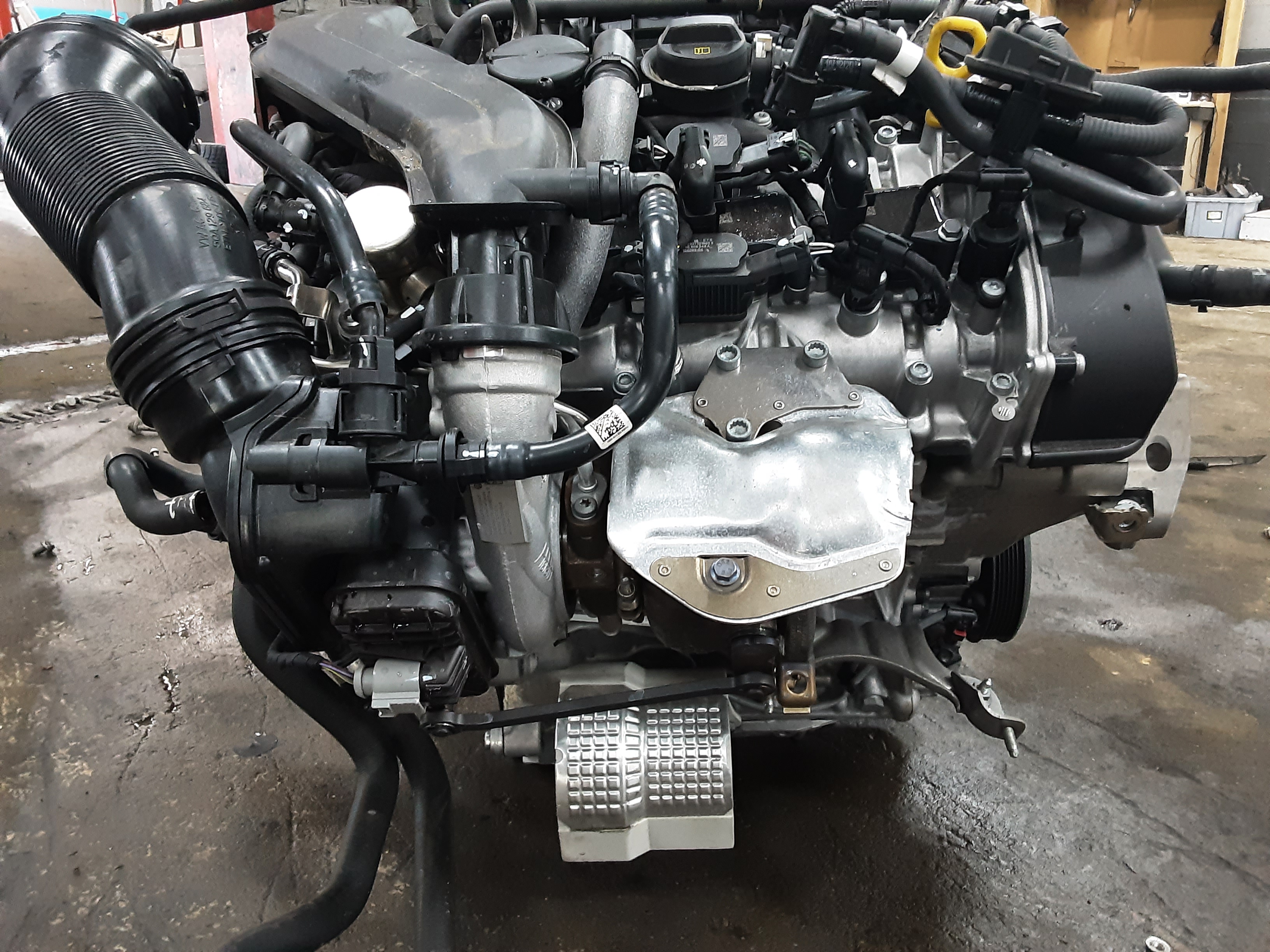 MOTOR Audi Q3 11/18+