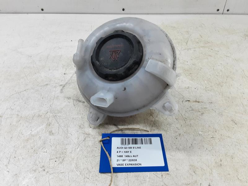 EXPANSIERESERVOIR Audi Q3 11/18+