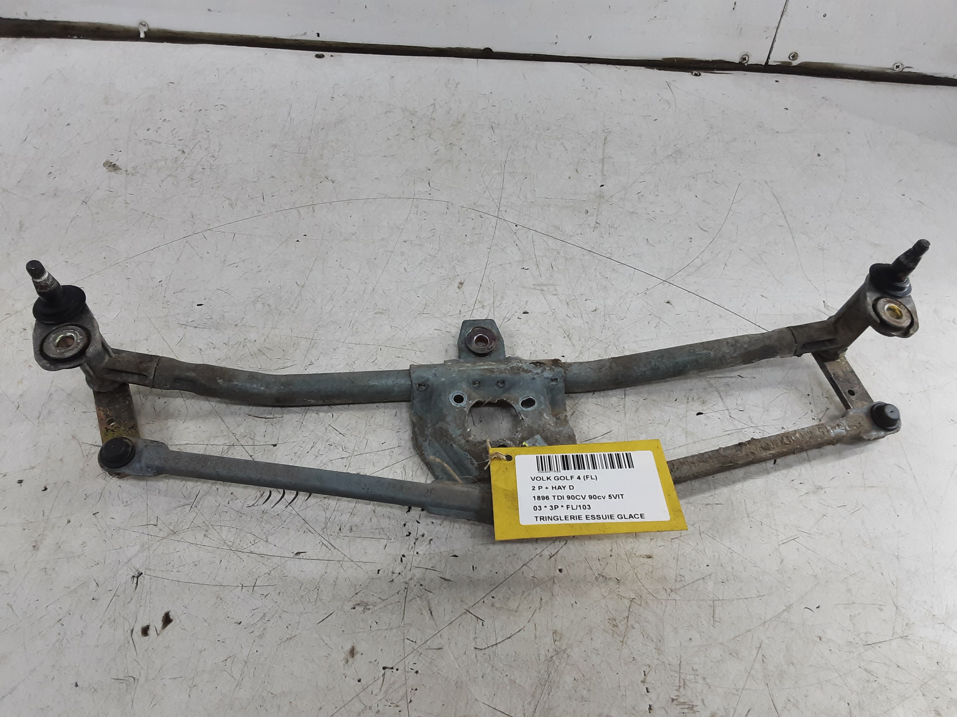 RUITENWISSER MECHANISME Vw GOLF IV 11/97 - 03