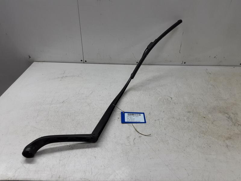 RIGHT FRONT WIPER ARM Honda HRV 9/15 - 10/18