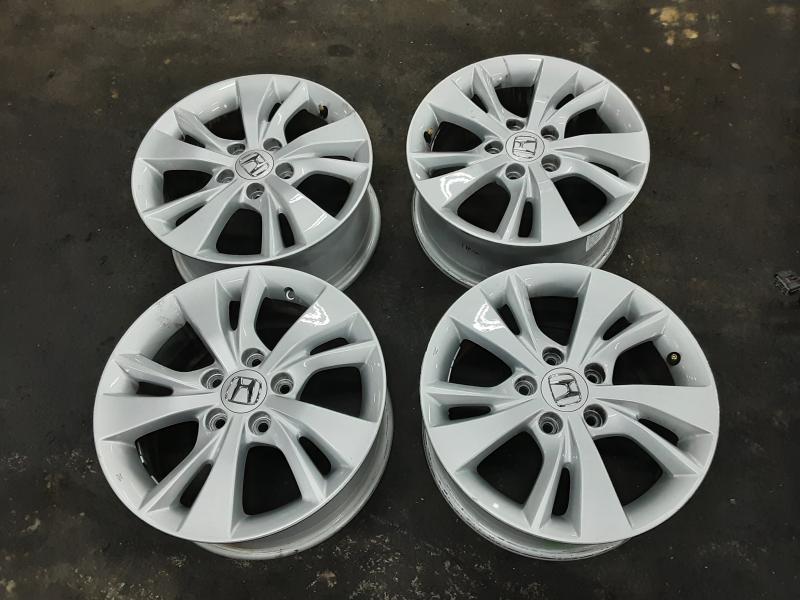 RIM Honda HRV 9/15 - 10/18