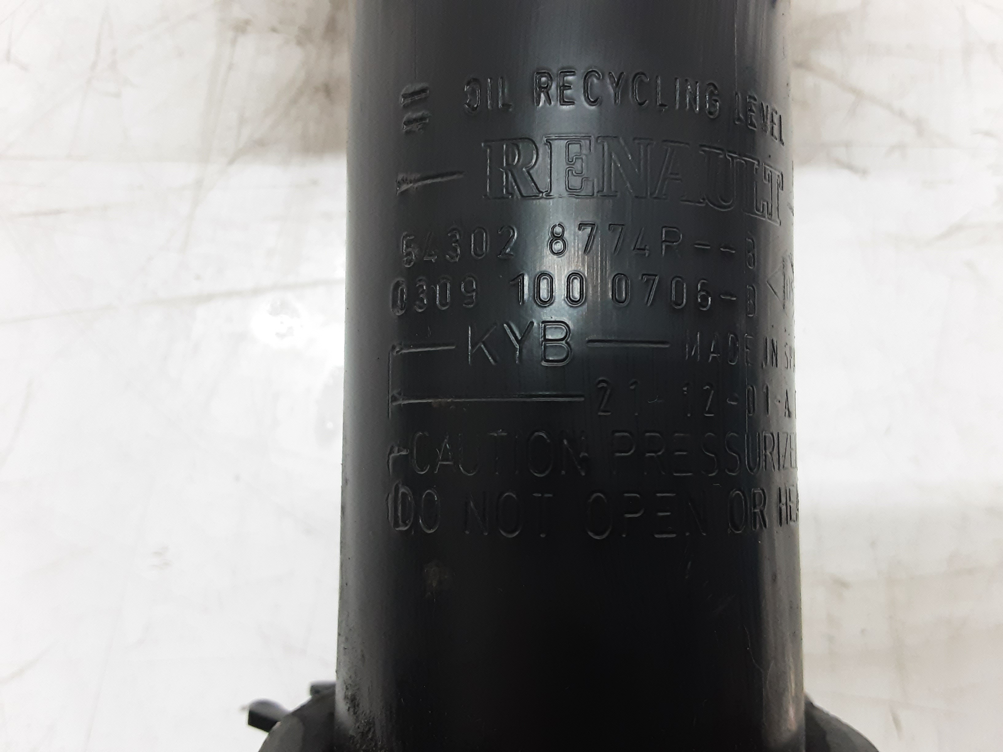 SCHOKBREKER VOOR LINKS Renault MASTER 8/19+