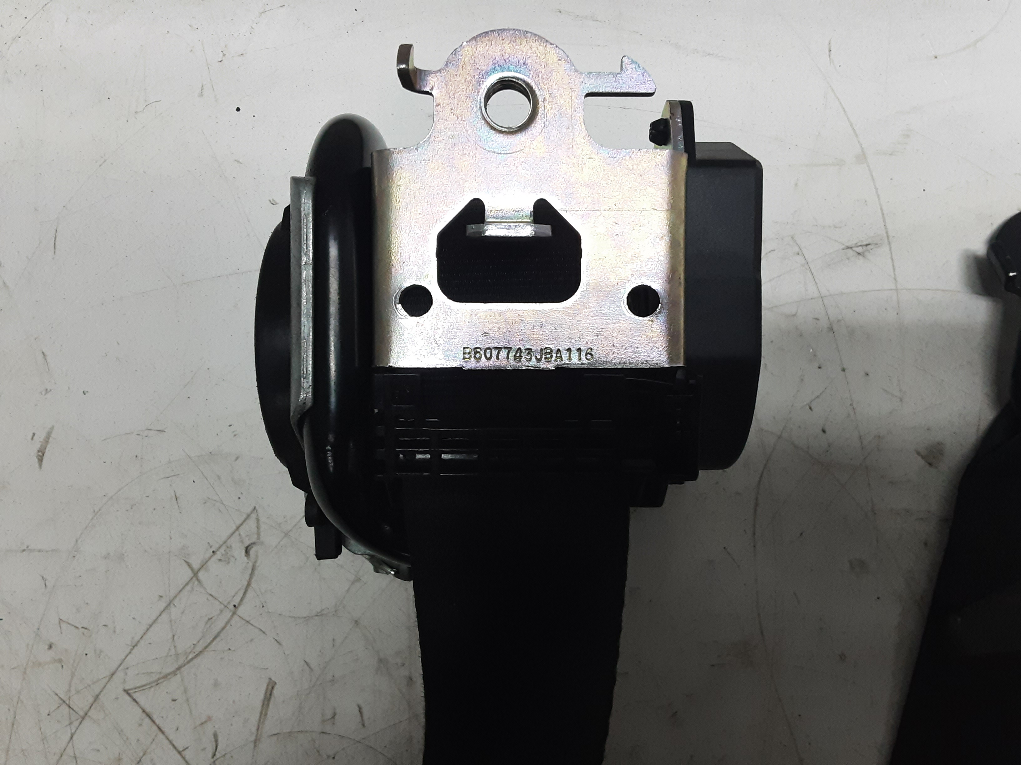 CEINTURE AVANT GAUCHE Renault MASTER 8/19+