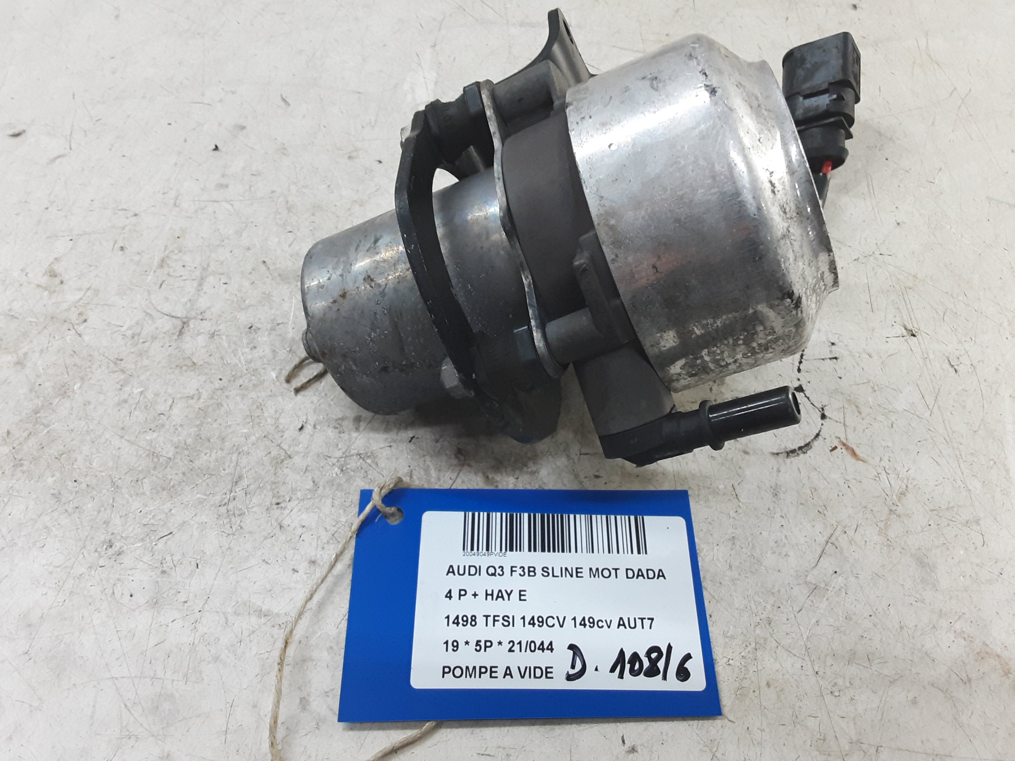 VACUUM POMP Audi Q3 11/18+