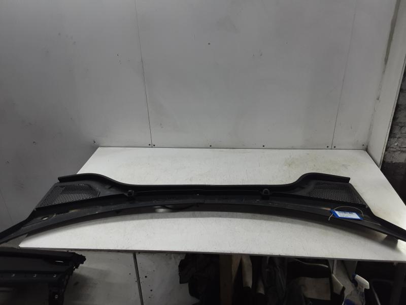 PLASTIQUE D'AUVENT Skoda OCTAVIA (NX) 6/20+