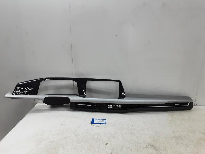 DIVERS Vw GOLF VIII 2/20+