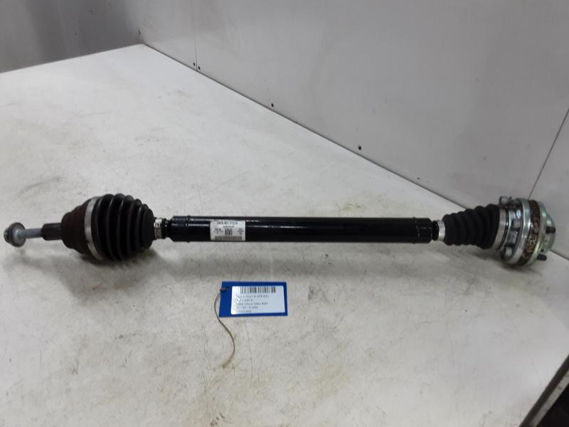 AANDRIJFAS VOOR RECHTS Vw GOLF VIII 2/20+
