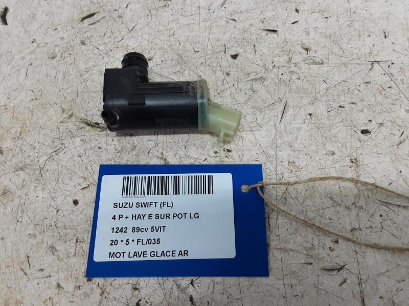 SCHEIBENSPRÜHER MOTOR Suzuki SWIFT 4/17+