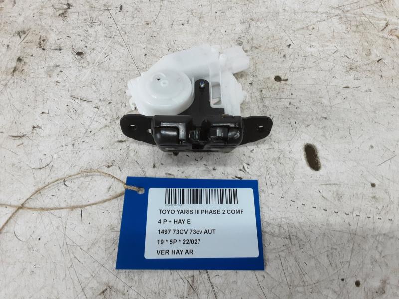 CENTRALE VERGRENDELING ACHTERKLEP Toyota YARIS (5) 9/14 - 2/20