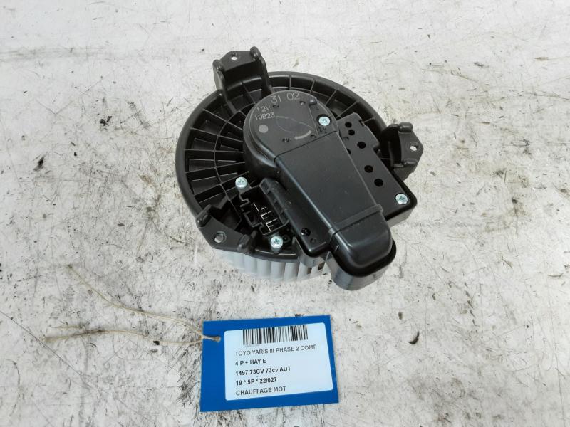 MOTOR VERWARMING Toyota YARIS (5) 9/14 - 2/20