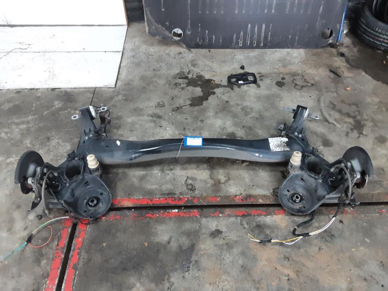 ACHTERAS Peugeot 308 (2) 9/13-6/17