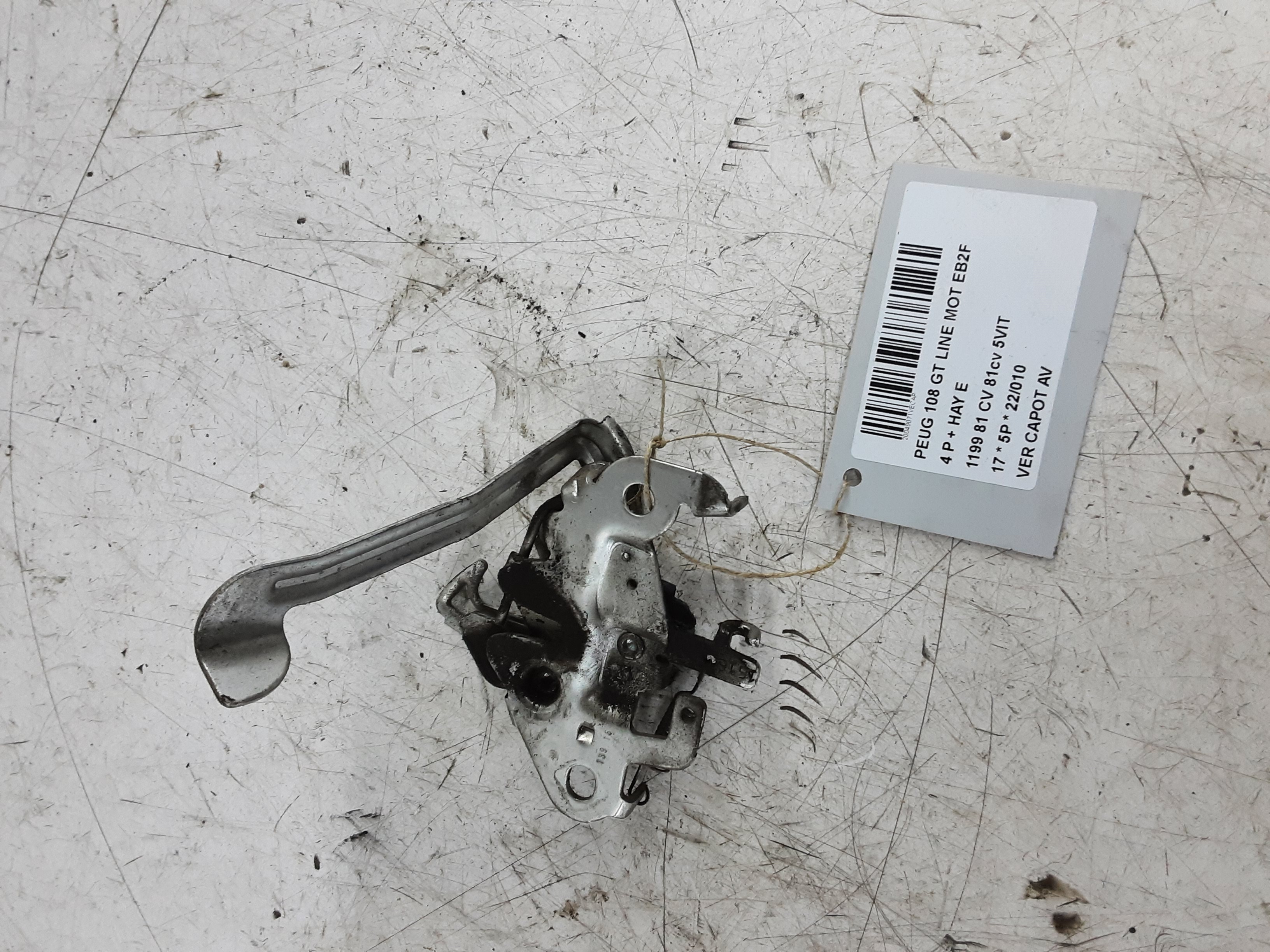 DRUKVEER MOTORKAP Peugeot 108 5/14+