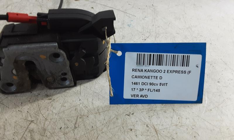 VERGRENDELING VOOR RECHTS Renault KANGOO 6/13- 7/21