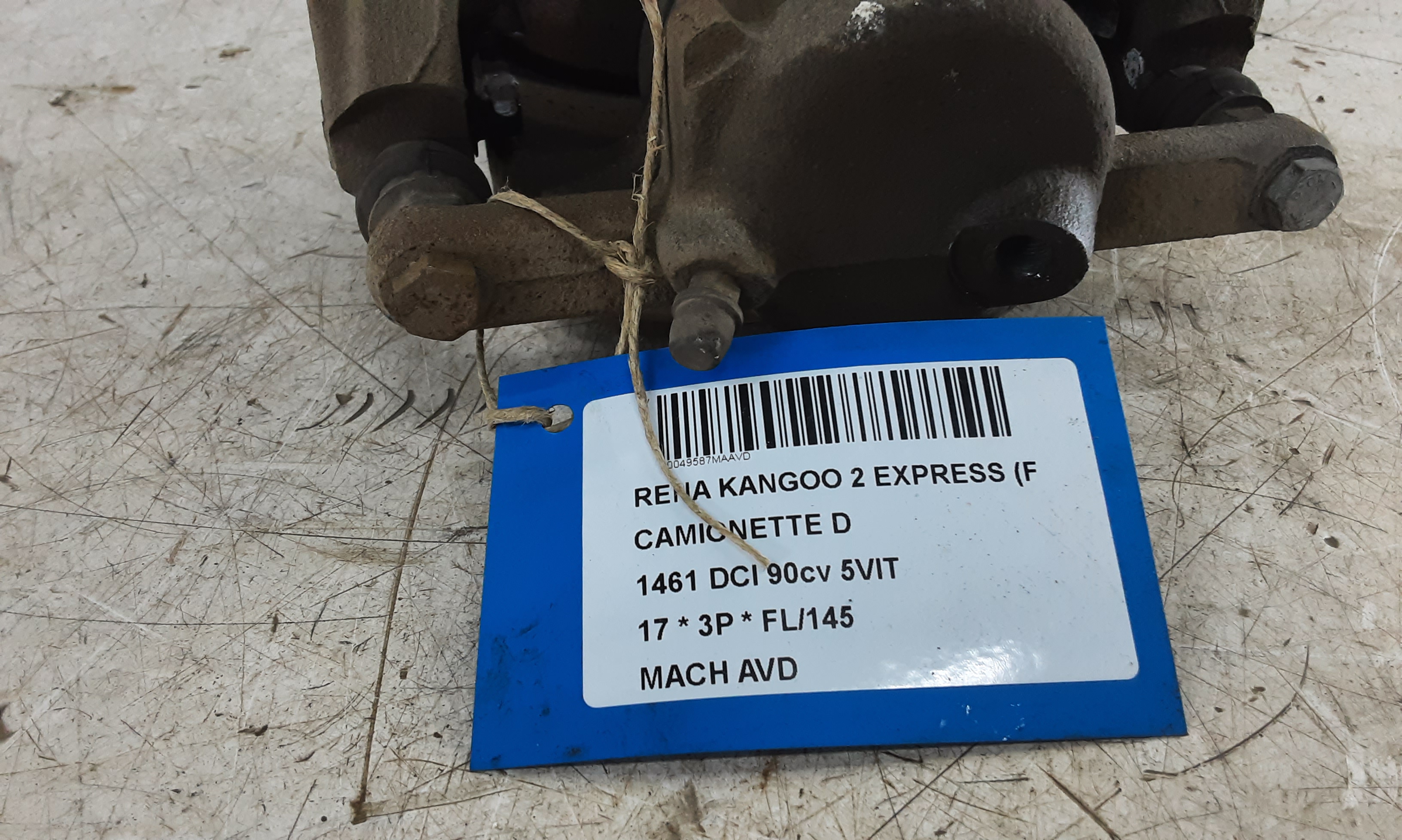 REMKLAUW VOOR RECHTS Renault KANGOO 6/13- 7/21