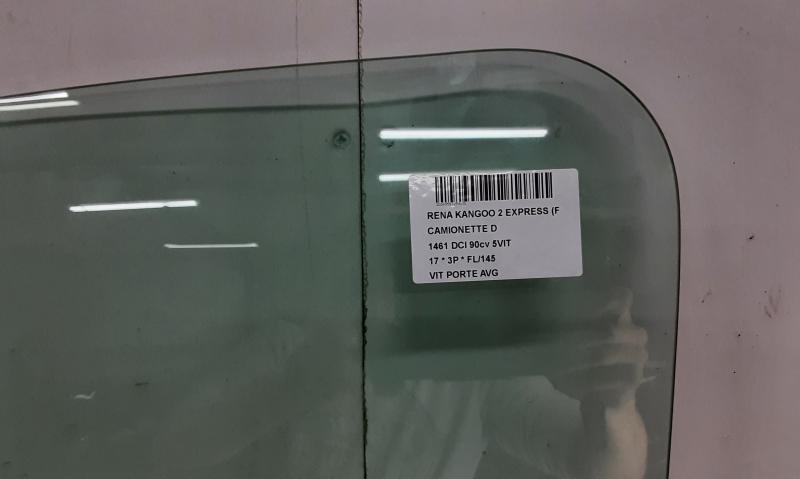 VITRE DE PORTE AVANT GAUCHE Renault KANGOO 6/13- 7/21