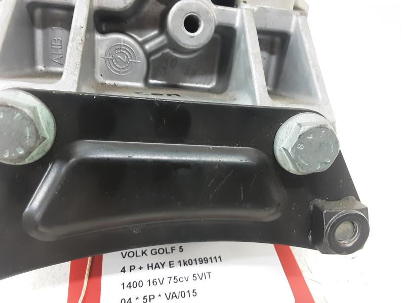 VERSNELLINGSBAKSTEUN Vw GOLF V 11/03 - 08