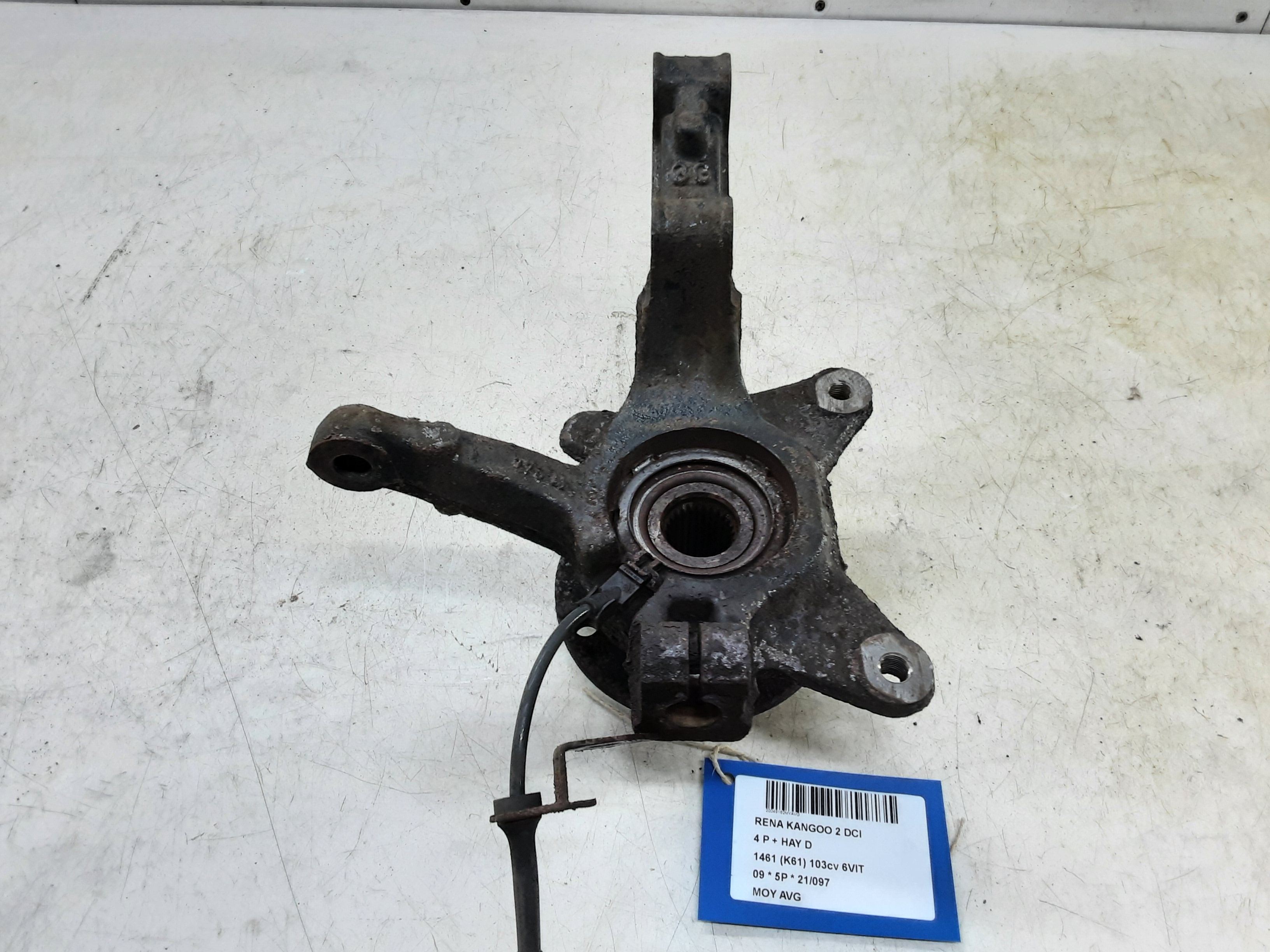 WIELNAAF VOOR LINKS Renault KANGOO 08 - 13