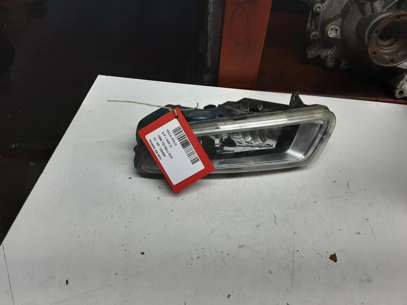 FOG LIGHT FRONT LEFT Vw POLO (6R) 6/09 - 4/14