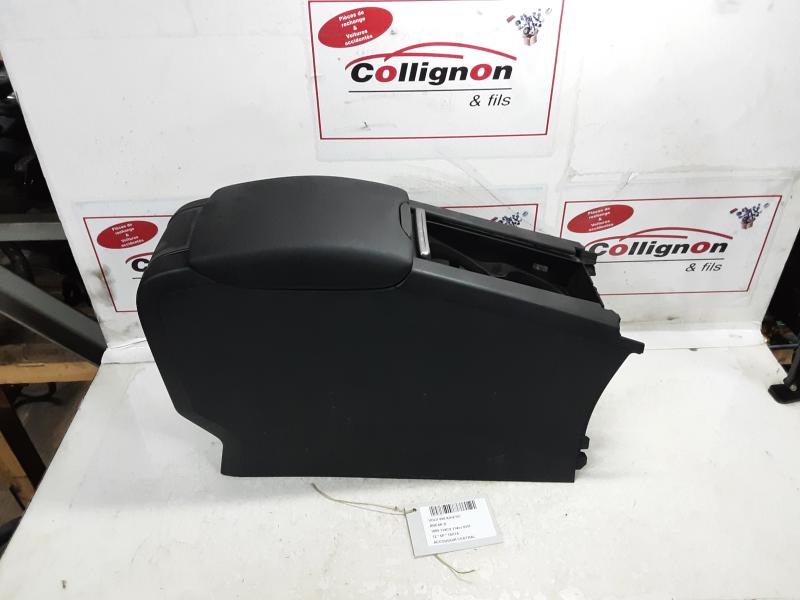 ARMLEHNE Volvo V60 10/10-08/18