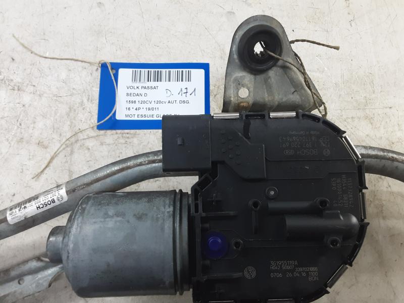 WIPER MOTOR FRONT Vw PASSAT 11/14 - 19