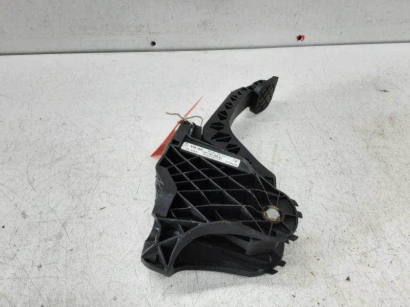 KUPPLUNGSPEDAL Vw GOLF V 11/03 - 08