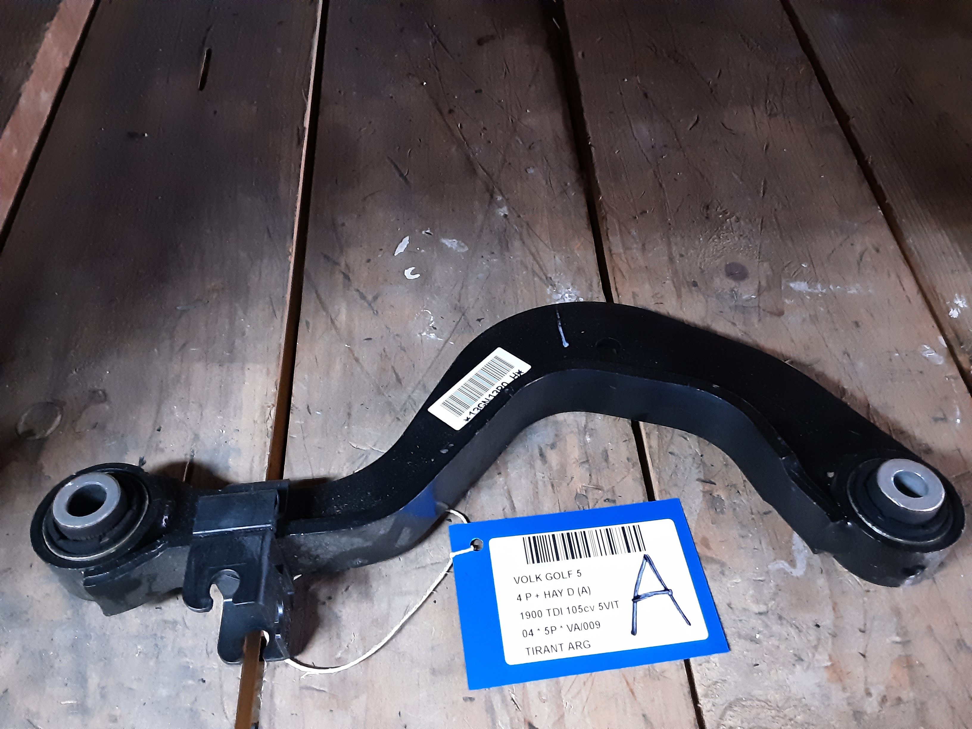 DRAAGARM ACHTER LINKS Vw GOLF V 11/03 - 08