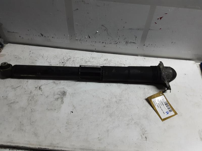 REAR SHOK ABSORBER LEFT Vw PASSAT 11/14 - 19
