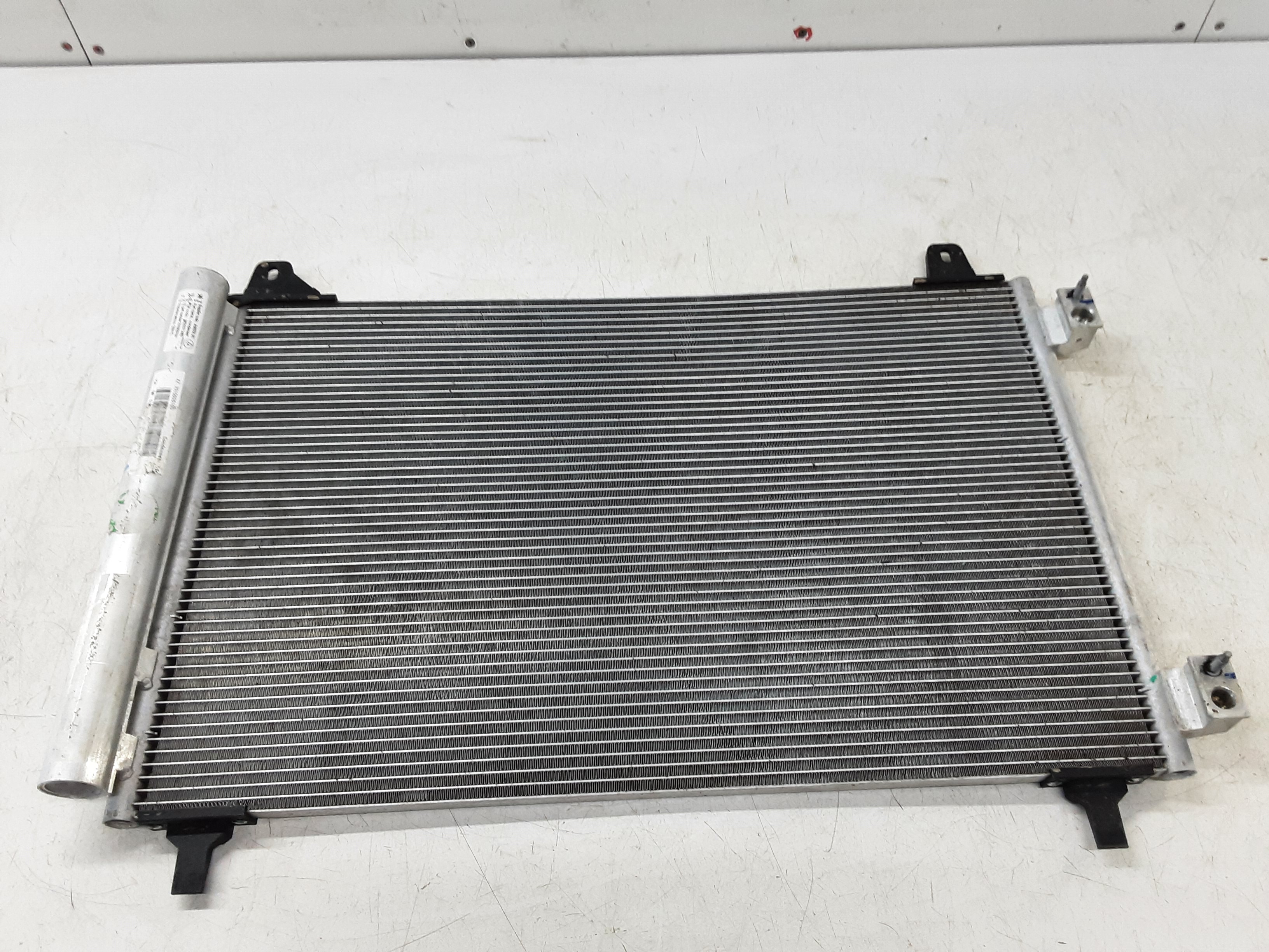 RADIATEUR D&#039;AIRCO Peugeot 2008 (2) 8/19+