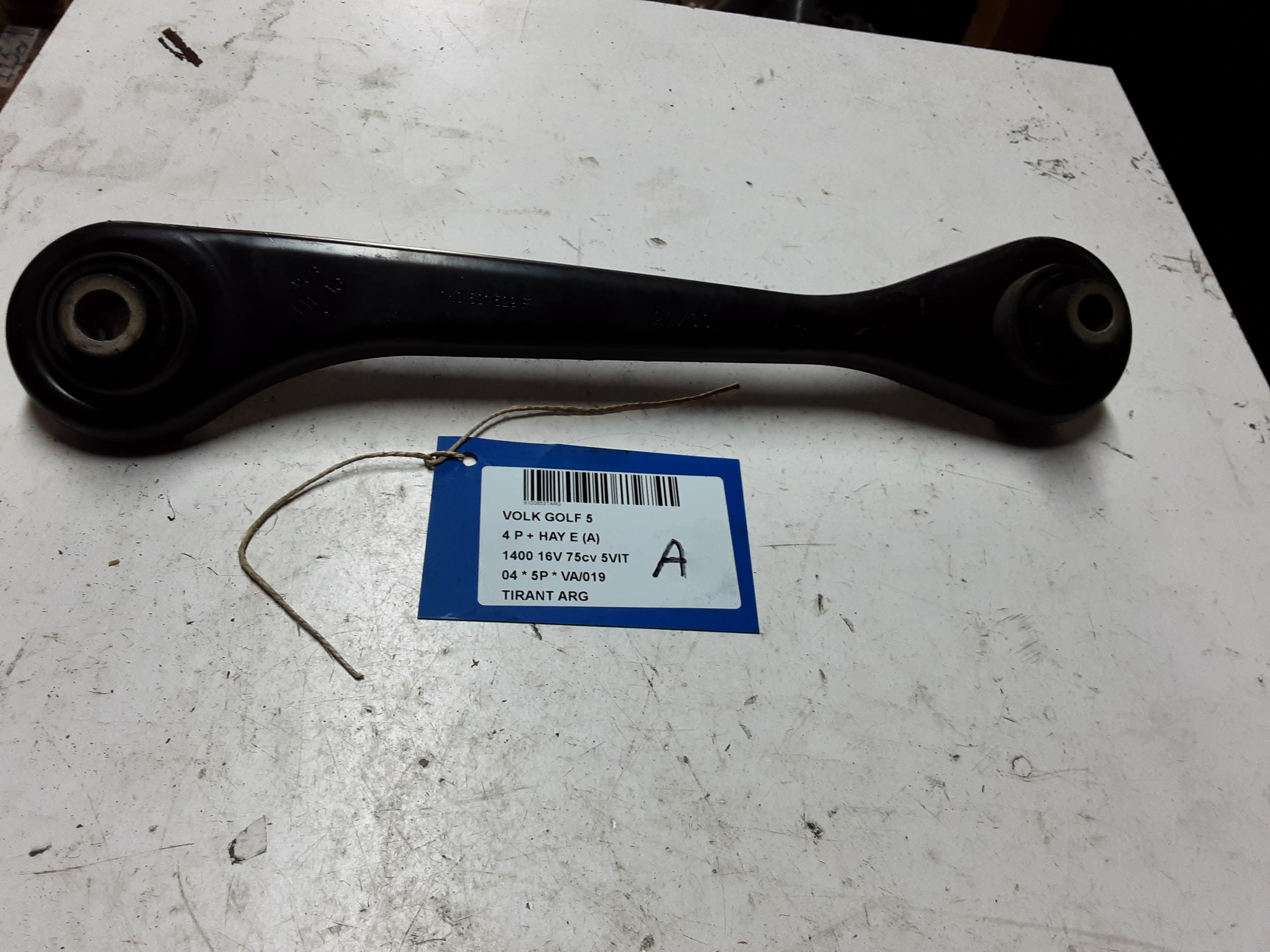 DRAAGARM ACHTER LINKS Vw GOLF V 11/03 - 08