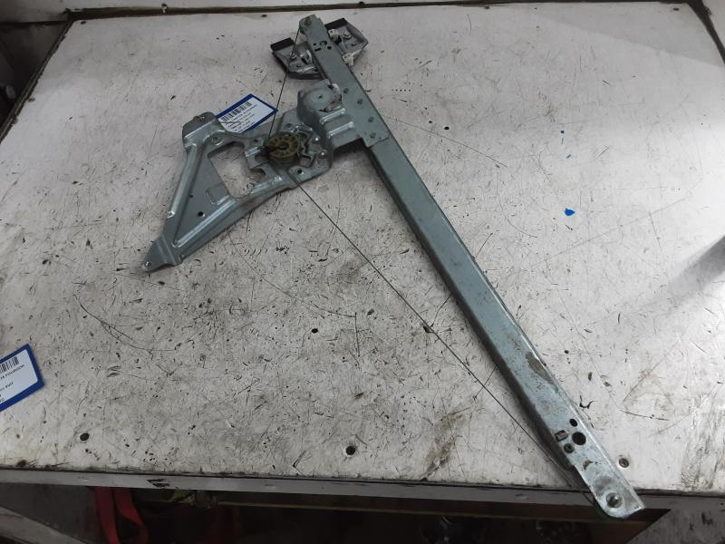 LEVE-VITRE DE PORTE AVANT DROITE Vw CRAFTER 06 - 17