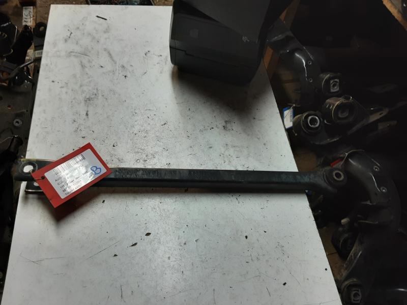 TIRANT ARRIERE DROIT Audi TT 10/98 - 06