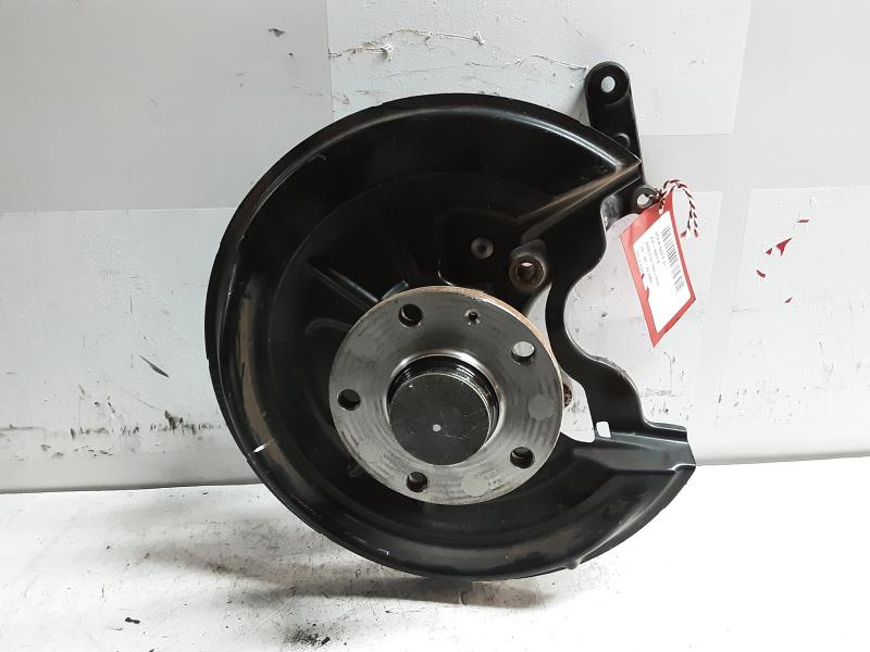 MOYEU ARRIERE GAUCHE Vw GOLF V 11/03 - 08
