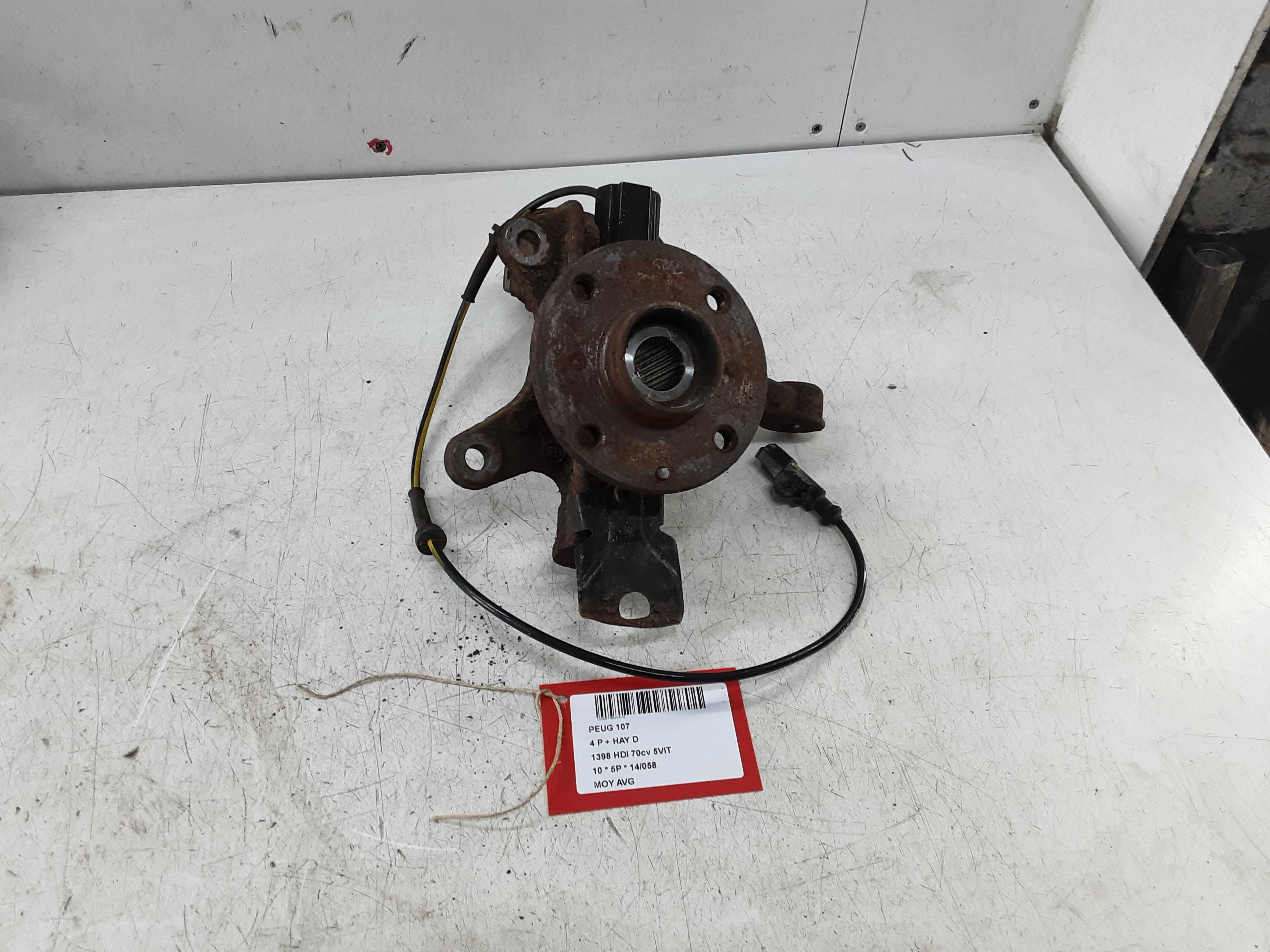 MOYEU AVANT GAUCHE Peugeot 107 (1) 2/09 - 3/12 Facelift