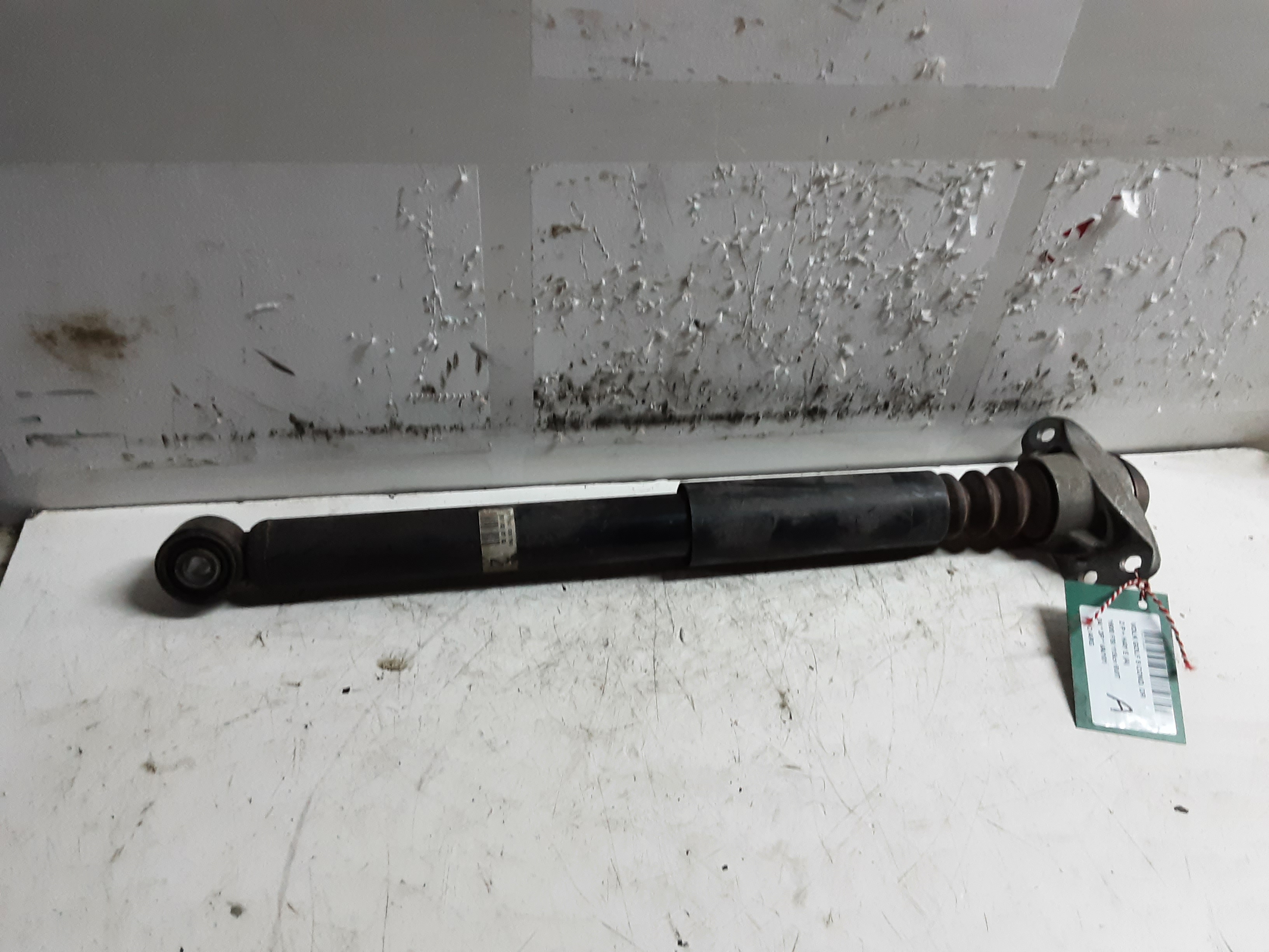 FEDERBEIN HINTER LINKS Vw GOLF V 11/03 - 08