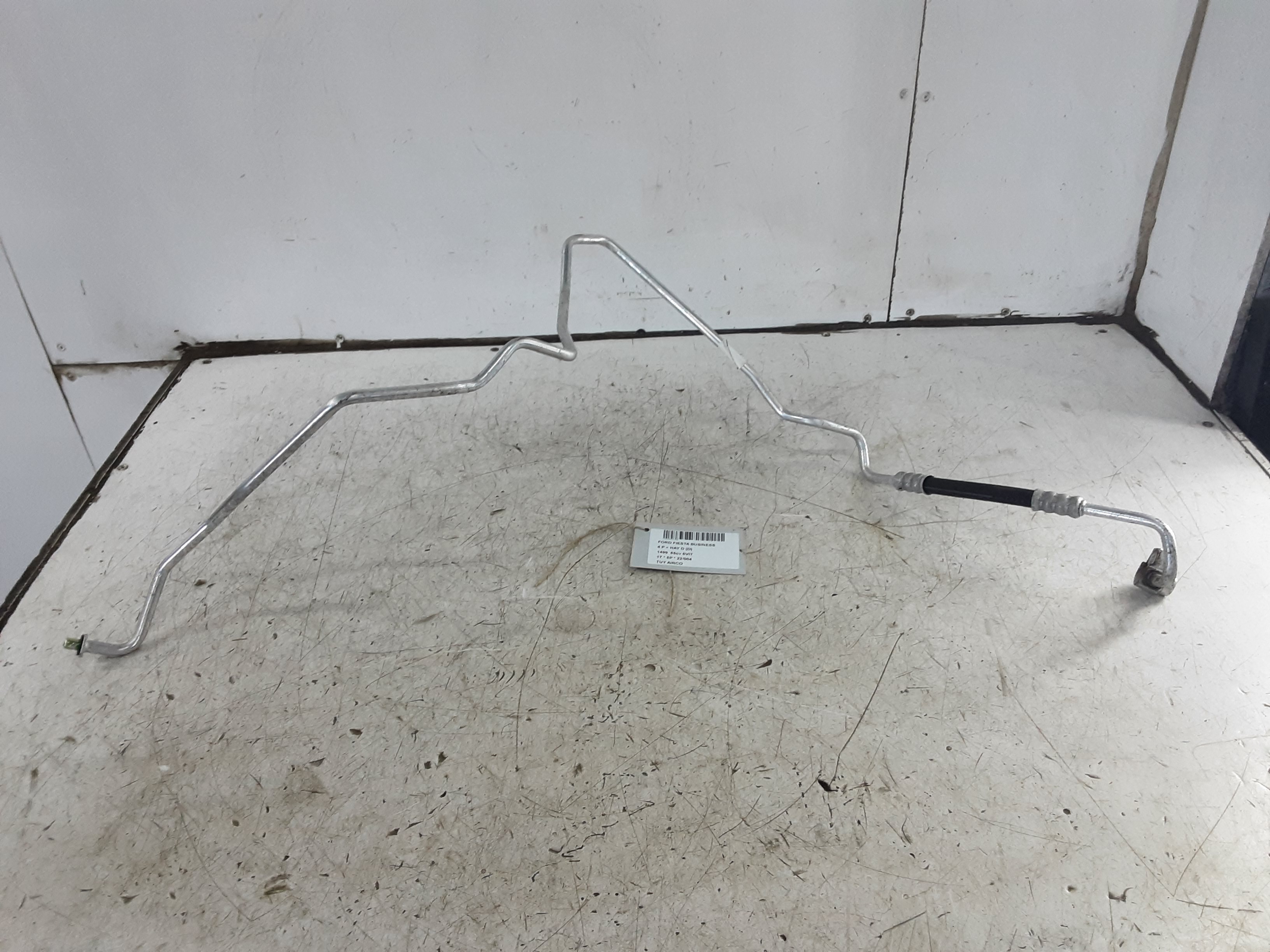 TUYAU D&#039;AIRCO Ford FIESTA 5/17+